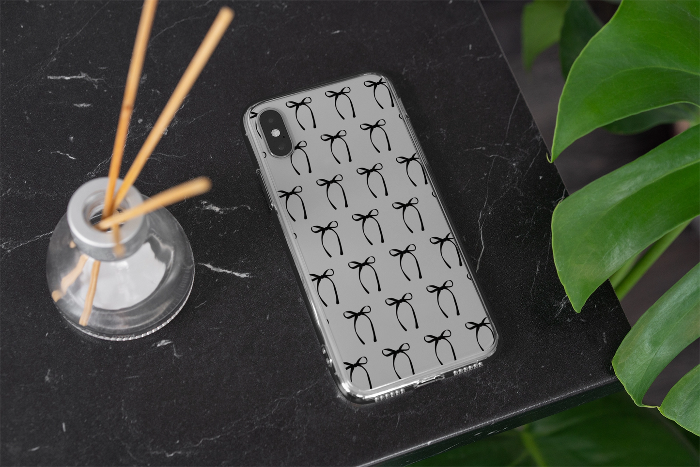 Siyah Kurdele Telefon Kılıfı (Şeffaf) /// 102