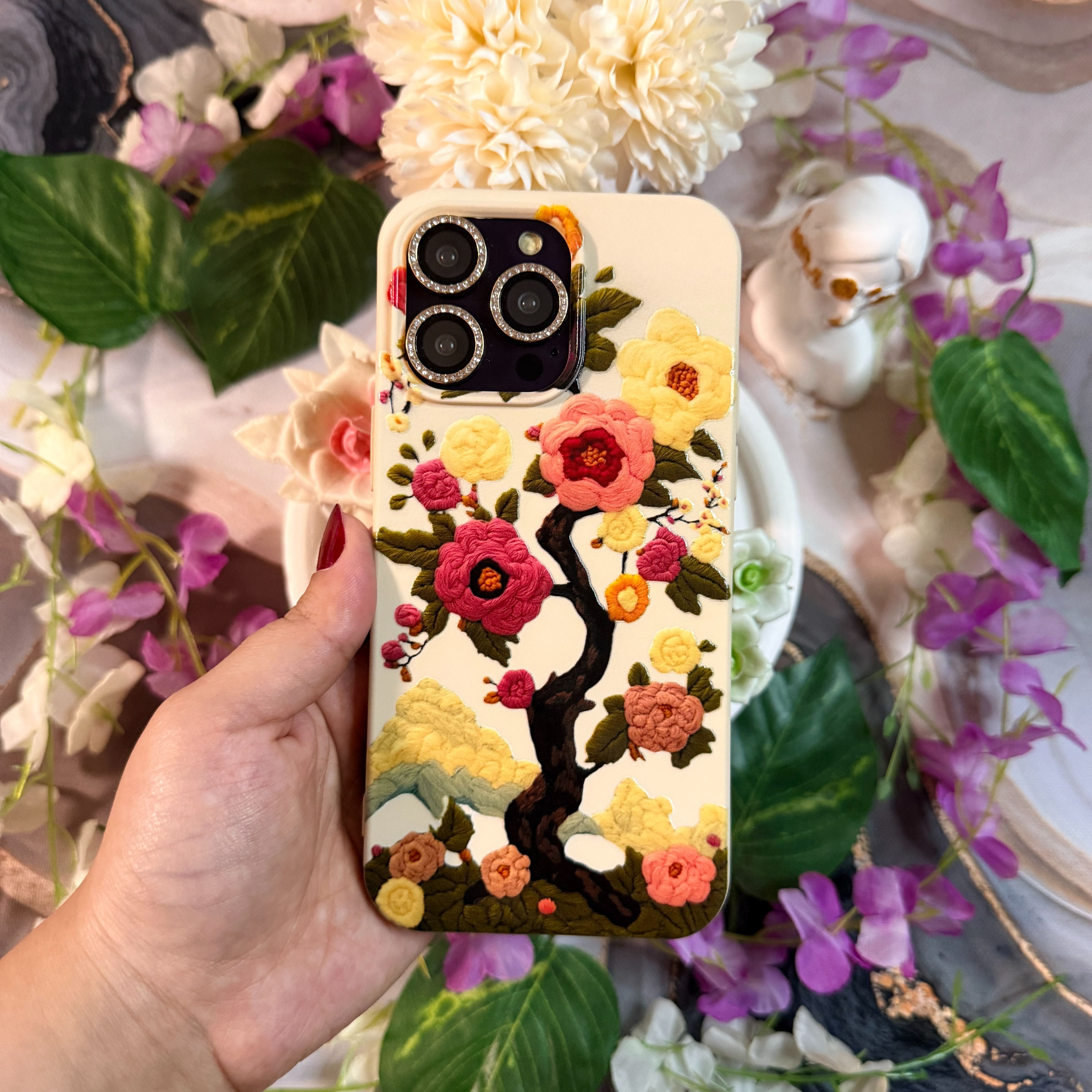 Çiçekli Ağaç Premium Telefon Kılıfı