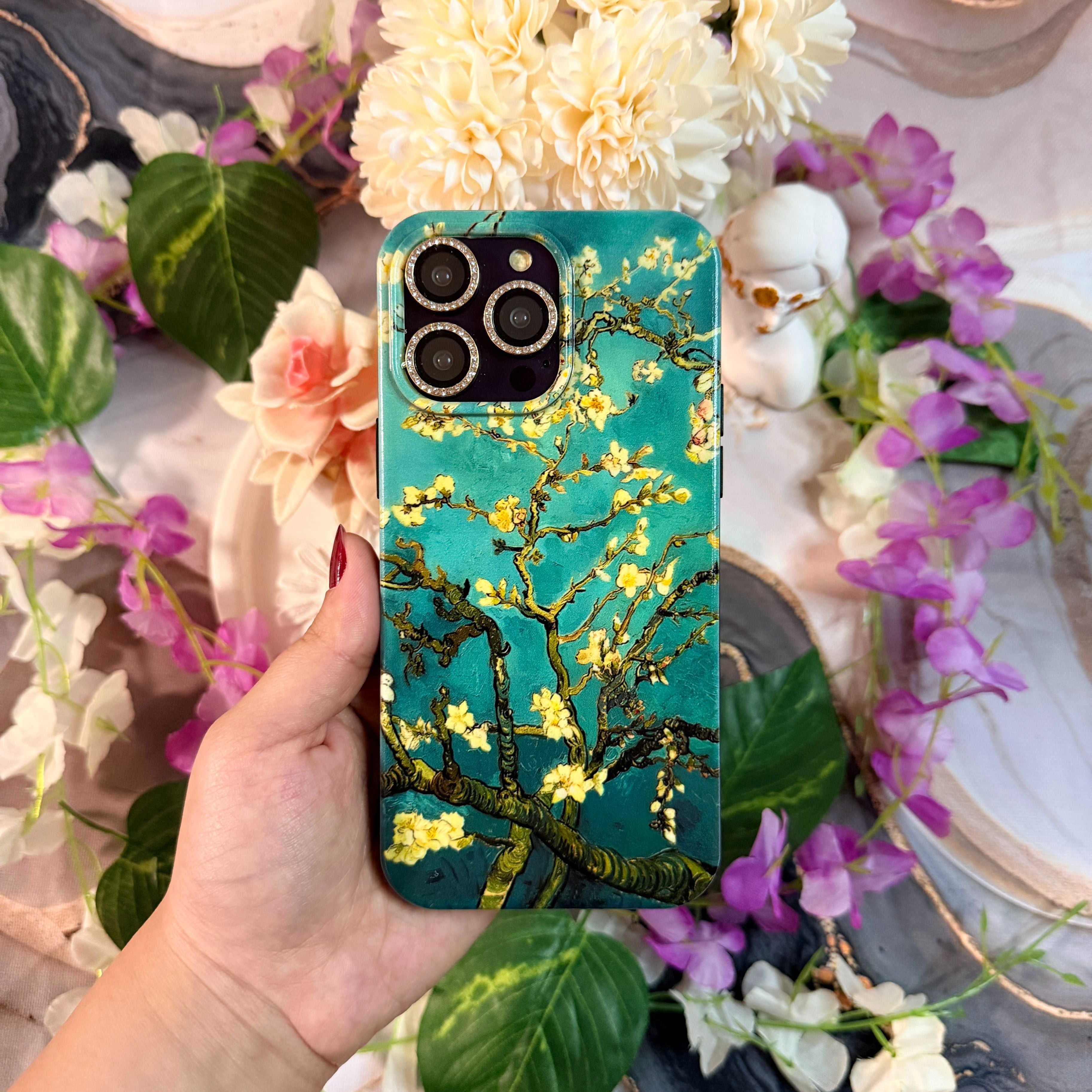 Sanatsal Çiçekli Şık Premium Telefon Kılıfı