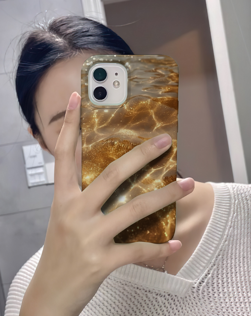 Altın Su Yansıması Premium Telefon Kılıfı