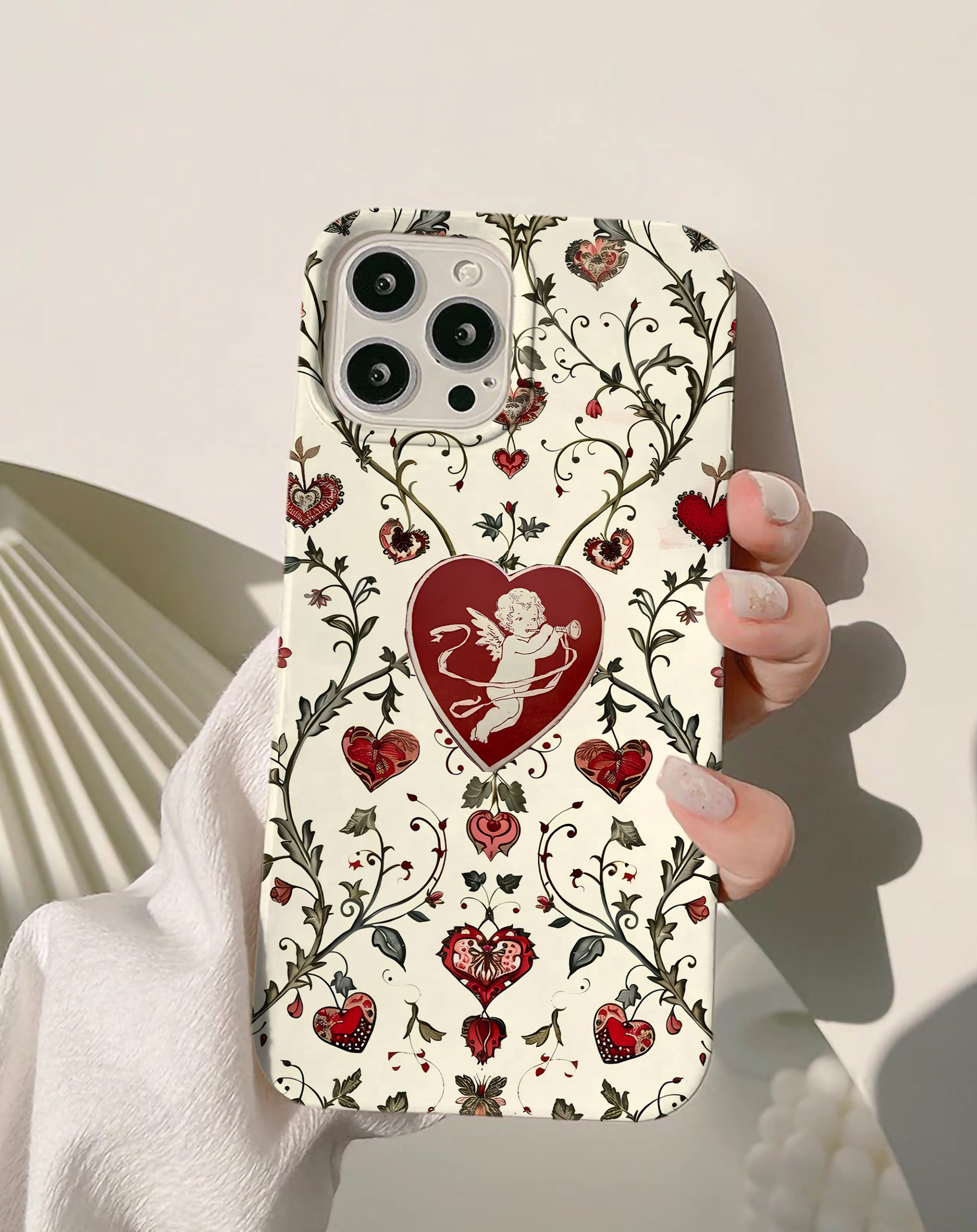 Barok Tarzı Melek ve Sarmaşık Desenli Vintage Premium Telefon Kılıfı