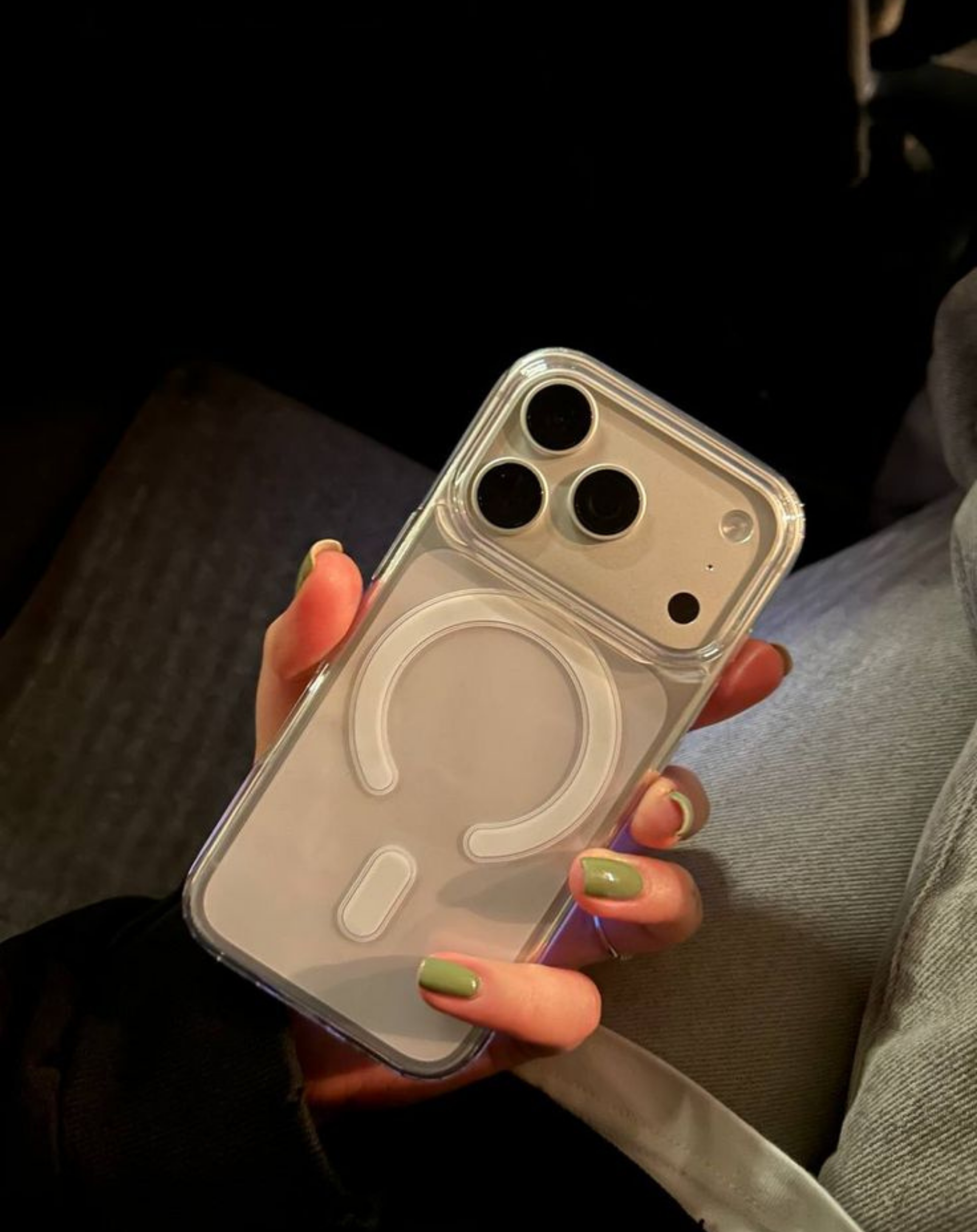 Şeffaf MagSafe (Sararmaz) Premium Telefon kılıfı