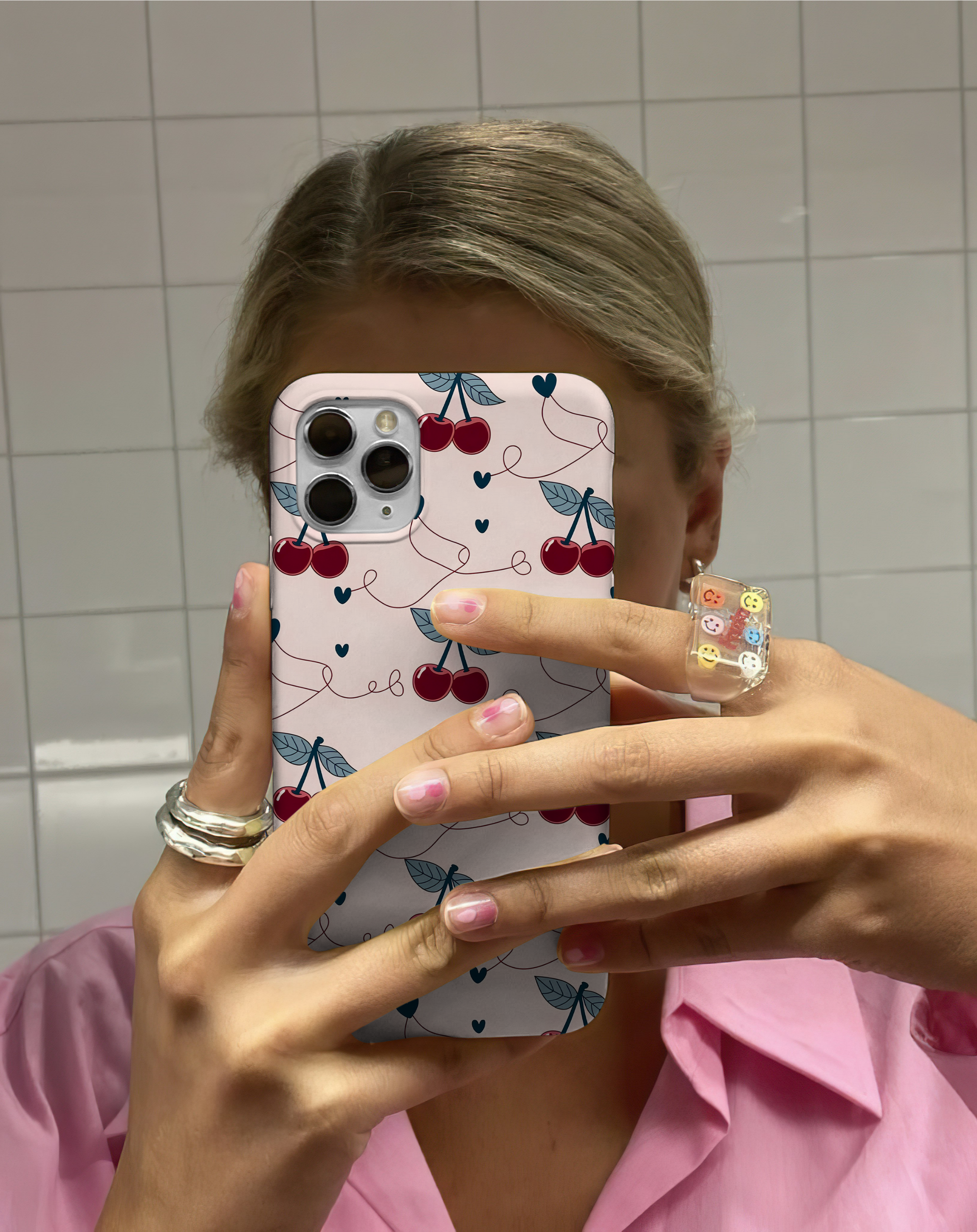 Minimalist Kiraz ve Kalp Desenli Premium Telefon Kılıfı