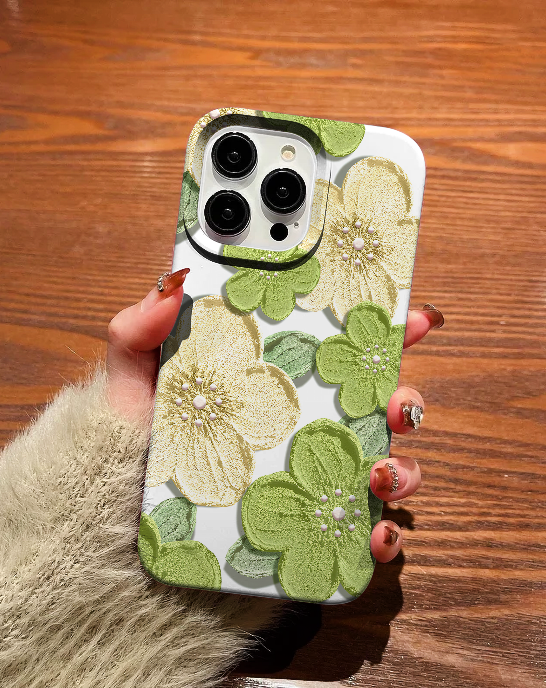 Yeşil Çiçek Desenli Premium Telefon Kılıfı