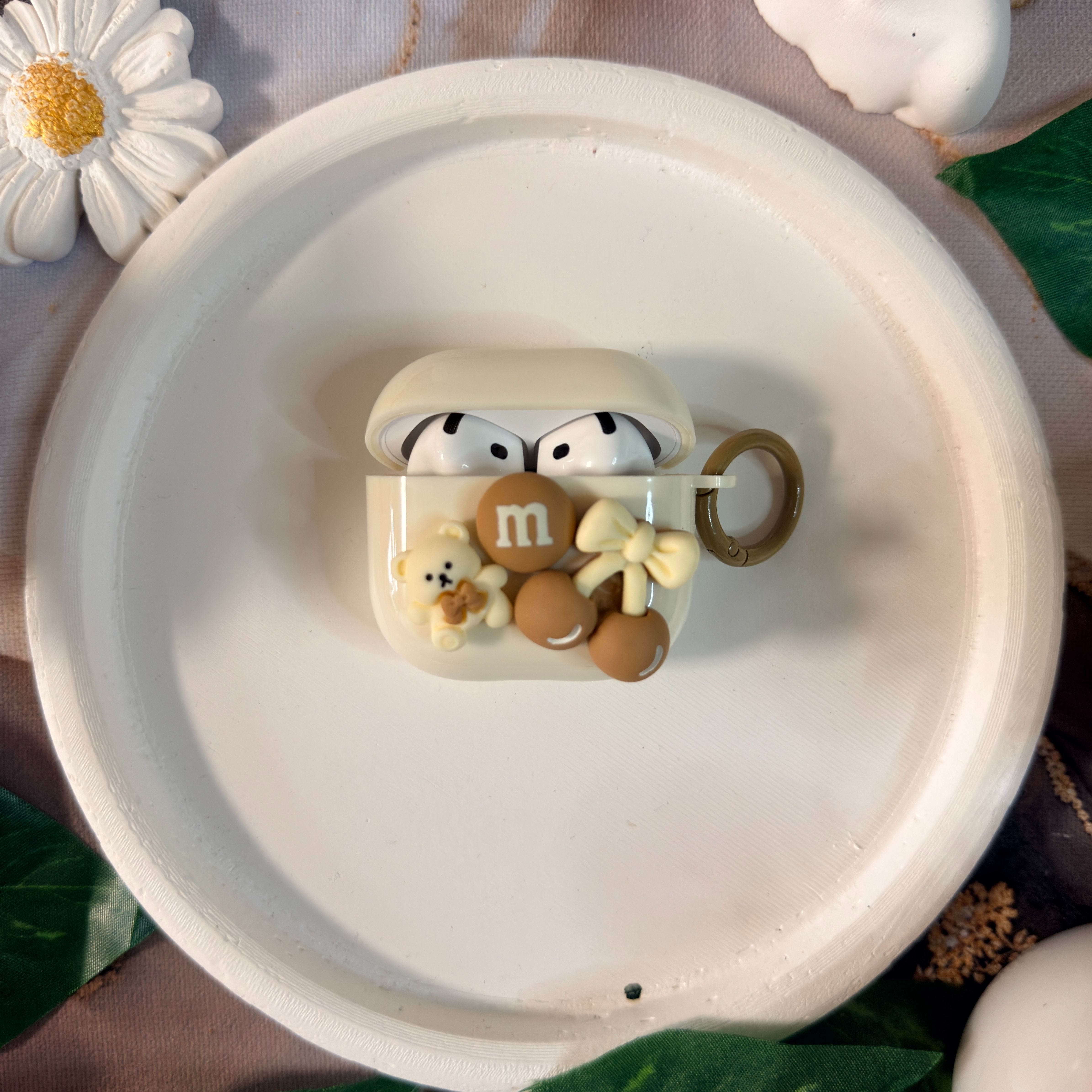 Ayıcık ve Fiyonk AirPods Kılıfı